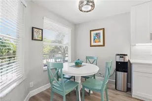 300 Horse Creek Dr, Naples, FL 34110 - Photo 11