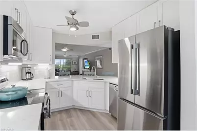 300 Horse Creek Dr #307, Naples, FL 34110 - Photo 9