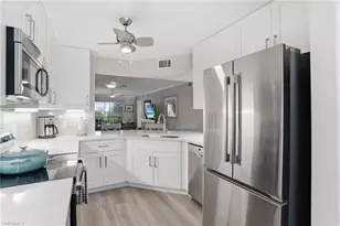 300 Horse Creek Dr, Naples, FL 34110 - Photo 9