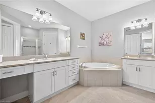 10210 Glastonbury Cir, Fort Myers, FL 33913 - Photo 13