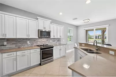 10210 Glastonbury Cir #101, Fort Myers, FL 33913 - Photo 9