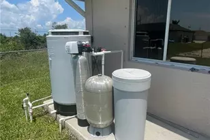 2842 NW 5th Ave, Cape Coral, FL 33993 - Photo 17