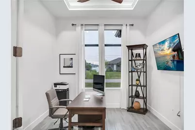 1819 SW 11th St, Cape Coral, FL 33991 - Photo 13