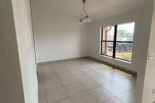 3925 E Gator Cir, Cape Coral, FL 33909 - Photo 7