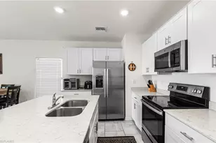 14039 Oviedo Pl, Fort Myers, FL 33905 - Photo 11