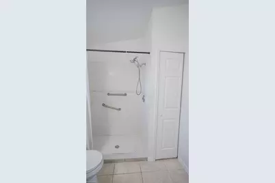 2419 NE 23rd Ave, Cape Coral, FL 33909 - Photo 9