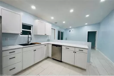 149 Hibiscus Dr, Fort Myers Beach, FL 33931 - Photo 3