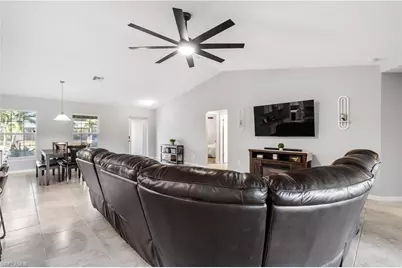 1007 SE 26th Ter, Cape Coral, FL 33904 - Photo 7