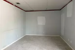 5481 Burnham Ct, North Fort Myers, FL 33903 - Photo 5