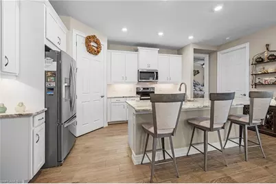 316 Spring Hill Lake Loop, Cape Coral, FL 33993 - Photo 5