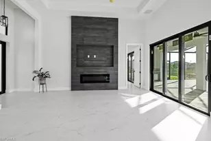 306 SW 26th Ave, Cape Coral, FL 33991 - Photo 7