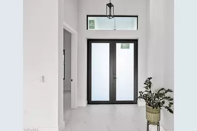 306 SW 26th Ave, Cape Coral, FL 33991 - Photo 9