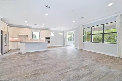 14589 Laguna Dr, Fort Myers, FL 33908 - Photo 9