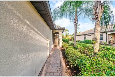 9101 Water Tupelo Rd, Fort Myers, FL 33912 - Photo 3