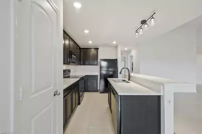 814 La Salle Ave, Fort Myers, FL 33913 - Photo 3