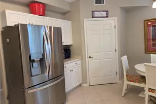 19420 Cromwell Ct, Fort Myers, FL 33912 - Photo 5