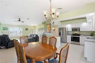 325 NW 9th St, Cape Coral, FL 33993 - Photo 11