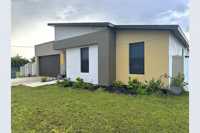 1613 N Gator Cir, Cape Coral, FL 33909 - Photo 3