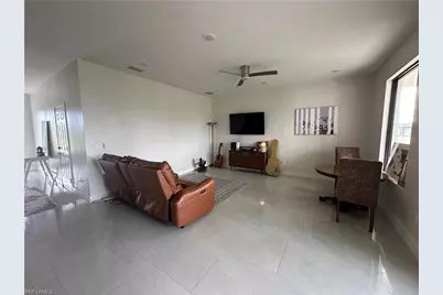 1613 N Gator Cir, Cape Coral, FL 33909 - Photo 7