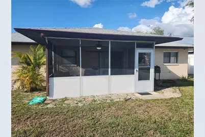 2102 SE 8th Ter, Cape Coral, FL 33990 - Photo 5