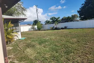 2102 SE 8th Terrace, Cape Coral, FL 33990 - Photo 7