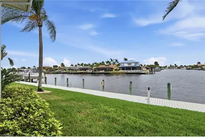 1927 SE 40th Ter #107, Cape Coral, FL 33904 - Photo 25