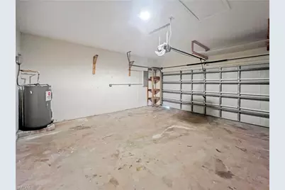 906 Alfreda Ave, Lehigh Acres, FL 33971 - Photo 29