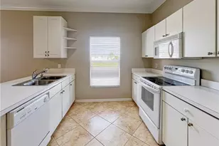 906 Alfreda Ave, Lehigh Acres, FL 33971 - Photo 13