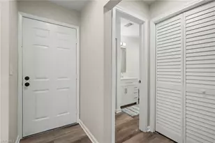 1071 Pine Isle Ln, Naples, FL 34112 - Photo 7