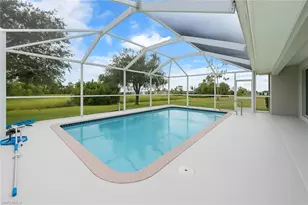 1718 NE 40th Ln, Cape Coral, FL 33909 - Photo 31