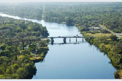 5911 Stewart Ln, Labelle, FL 33935 - Photo 3