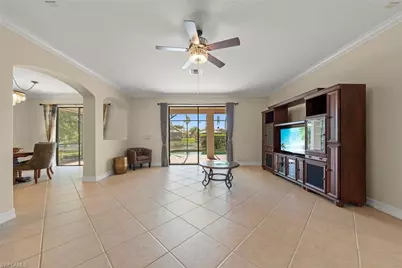 12387 Country Day Cir, Fort Myers, FL 33913 - Photo 5