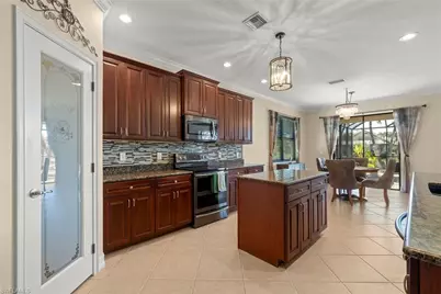 12387 Country Day Cir, Fort Myers, FL 33913 - Photo 15