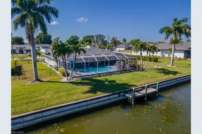 2213 NE 4th St, Cape Coral, FL 33909 - Photo 41