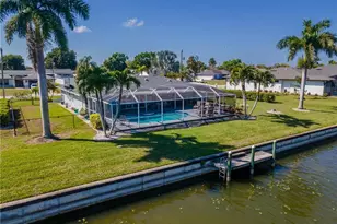 2213 NE 4th St, Cape Coral, FL 33909 - Photo 41