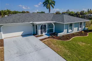 2213 NE 4th St, Cape Coral, FL 33909 - Photo 3