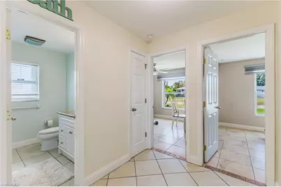 2213 NE 4th St, Cape Coral, FL 33909 - Photo 31