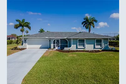2213 NE 4th St, Cape Coral, FL 33909 - Photo 1