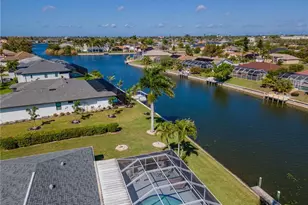 2213 NE 4th St, Cape Coral, FL 33909 - Photo 47