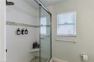 2213 NE 4th St, Cape Coral, FL 33909 - Photo 35