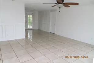 2713 NE 1st Pl, Cape Coral, FL 33909 - Photo 3