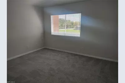 2434 Laurentina Ln, Cape Coral, FL 33909 - Photo 11