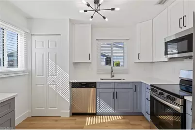 1013/1101 Country Club Blvd, Cape Coral, FL 33990 - Photo 5