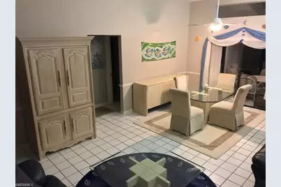 6645 Wakefield Dr, Fort Myers, FL 33966 - Photo 7