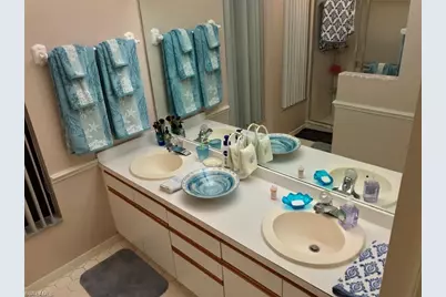 6645 Wakefield Dr, Fort Myers, FL 33966 - Photo 11