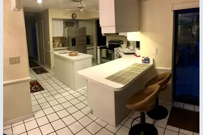 6645 Wakefield Dr, Fort Myers, FL 33966 - Photo 5