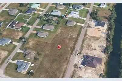 1629 NE 33rd Ln, Cape Coral, FL 33909 - Photo 3