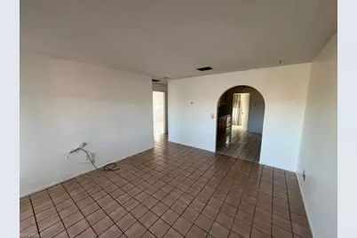 708 SE 8th St #A, Cape Coral, FL 33990 - Photo 5