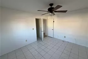 708 SE 8th St, Cape Coral, FL 33990 - Photo 3