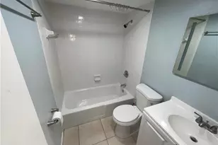 610 SE 13th Ct, Cape Coral, FL 33990 - Photo 15